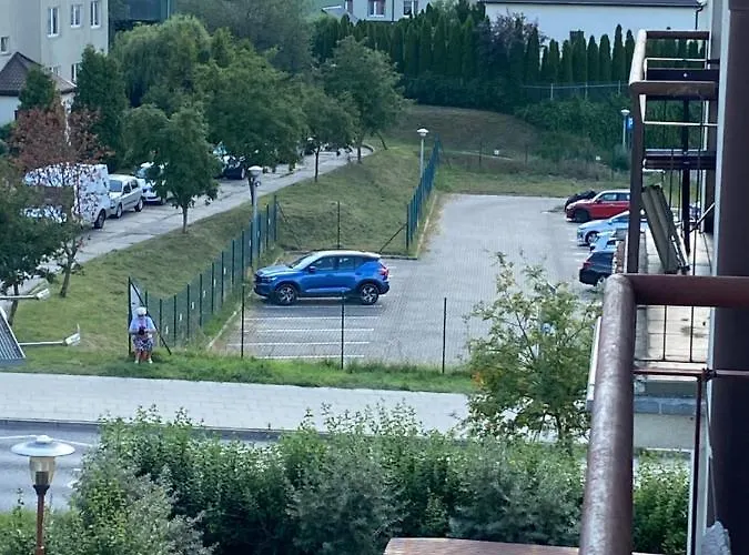 Szpital Zdroje アパート *